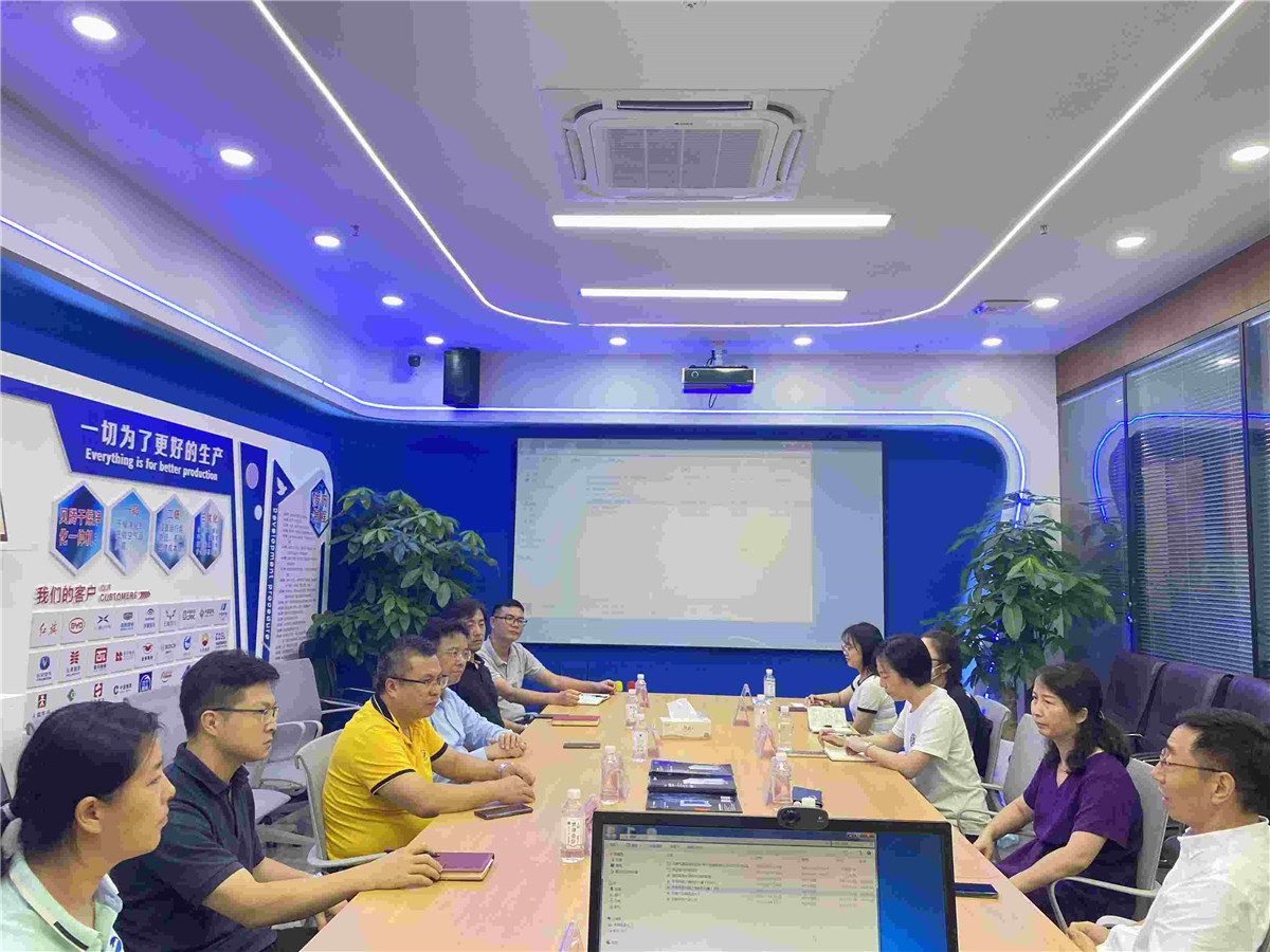 壓縮空氣組合式干燥機(jī)，壓縮空氣干燥機(jī)，冷凍式干燥機(jī)，吸干機(jī)，精密過(guò)濾器，吸附式干燥機(jī)