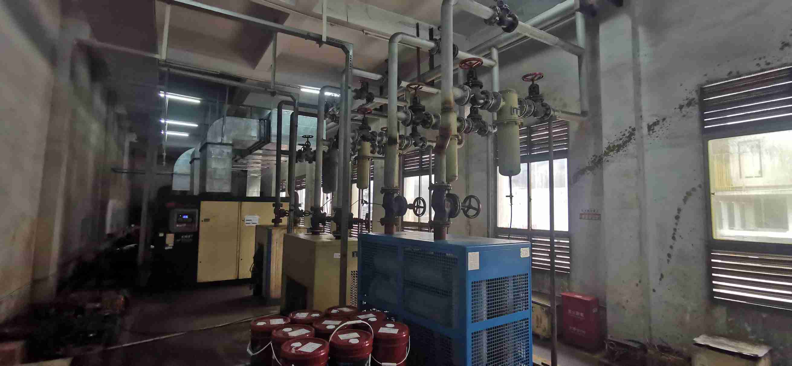 壓縮空氣組合式干燥機(jī)，壓縮空氣干燥機(jī)，冷凍式干燥機(jī)，吸干機(jī)，精密過濾器，吸附式干燥機(jī)